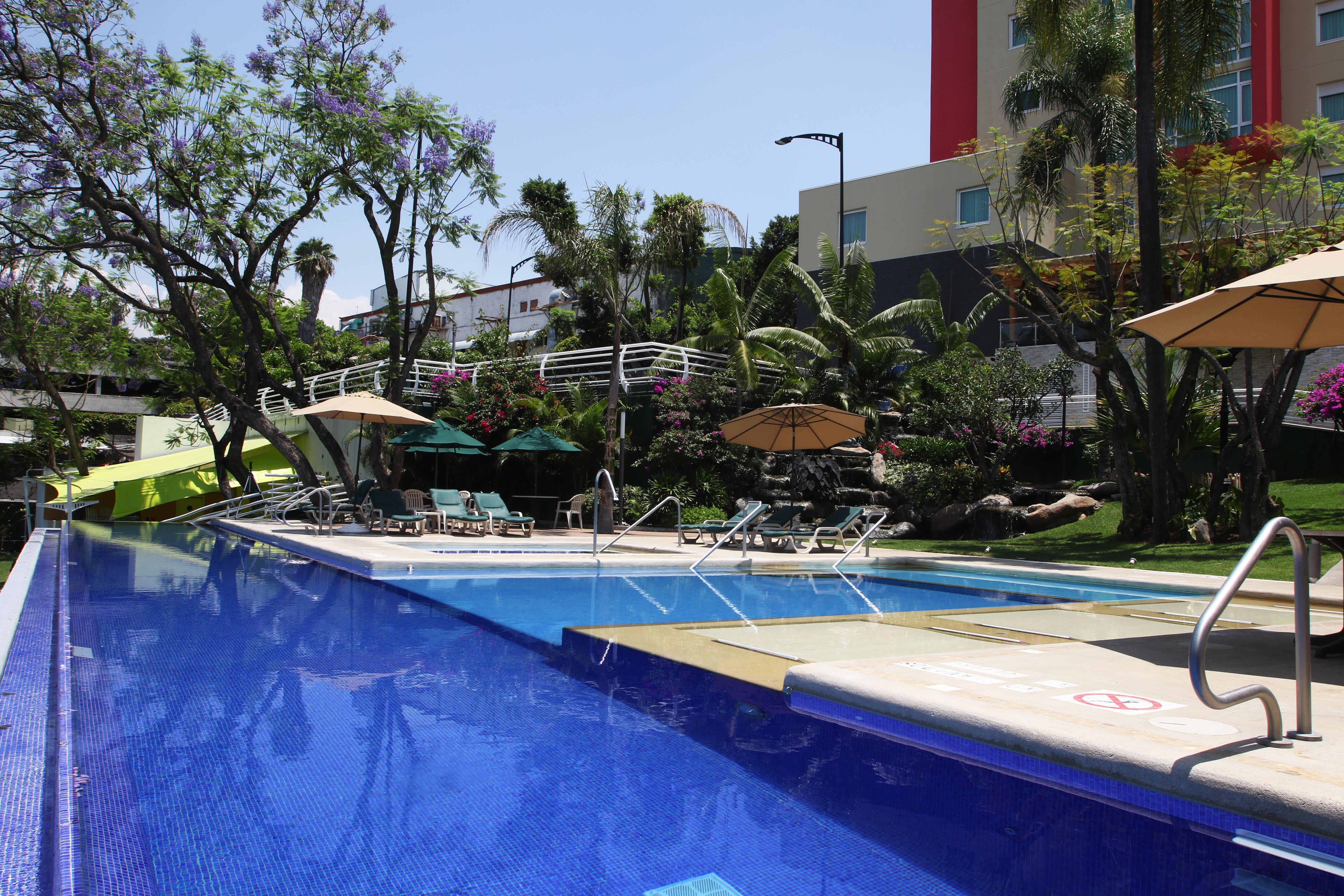 Holiday Inn Express & Suites Cuernavaca By Ihg Eksteriør bilde